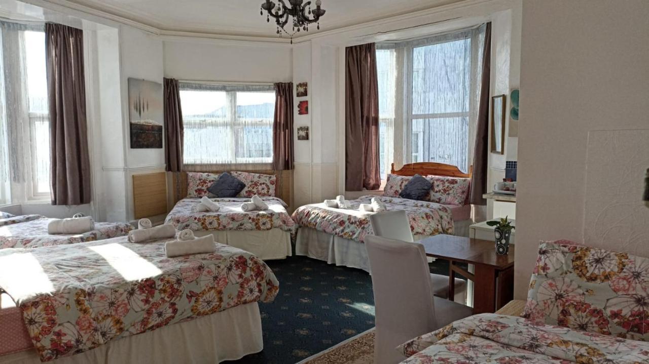 Mellory Hotel *